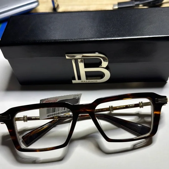 Balmain Tortoiseshell Frame Glasses - Picture 3 of 4